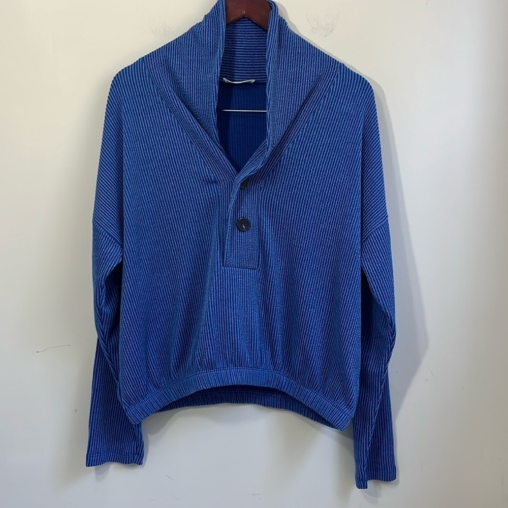 Zenana Women’s Long Sleeve Textured Line Elastic Waist Shirt Size Large